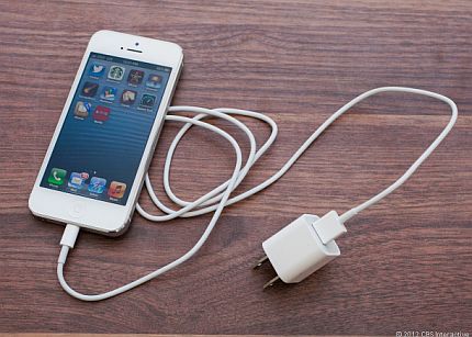 Sạc nhanh là gì? Sạc nhanh iPhone có gây hỏng pin không?